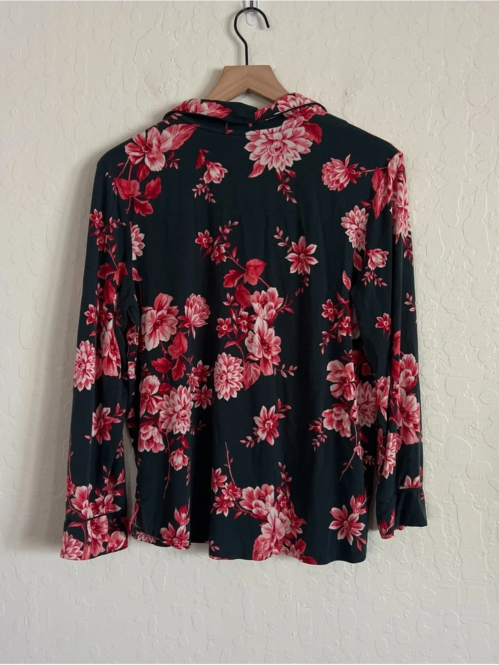 Soma Cool Nights Long Pajama Set Long Sleeve Top Pull On Pants Medium Floral
